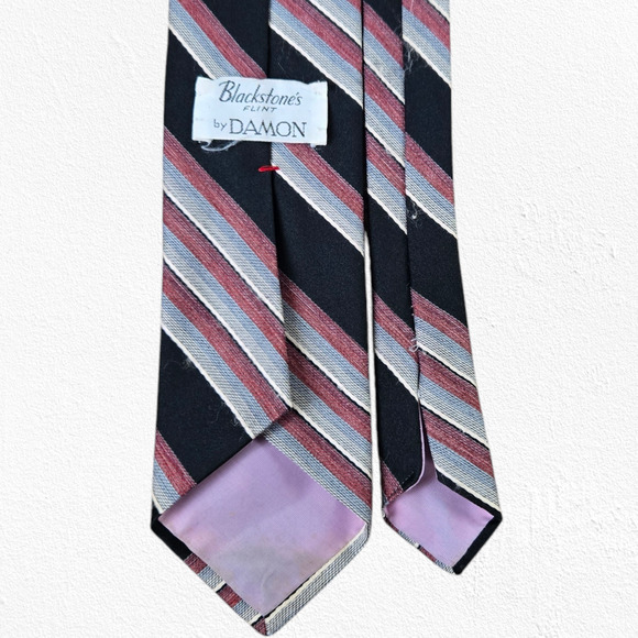 1960s Vintage Black Red Diagonal Striped USA Made Damon Neck Tie 3 x 57.5 - Picture 5 of 5